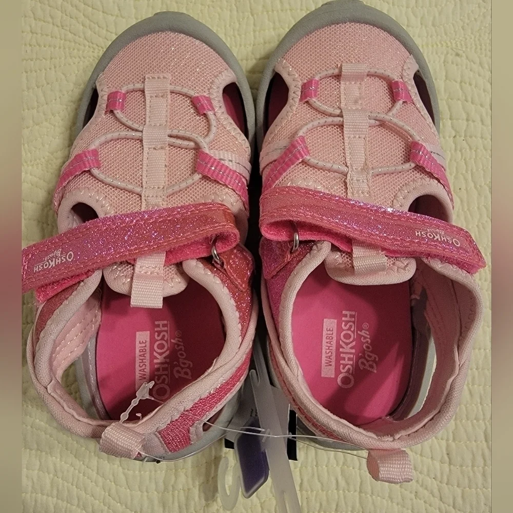 NWT Oshkosh B'Gosh Toddler Sandal with Velcro Closure
